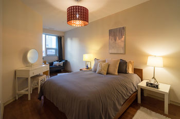 Applewood - 2 Bdrm King West