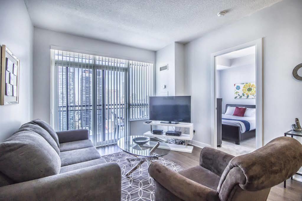Maryam Suites James Cooper Mansion 4* Toronto