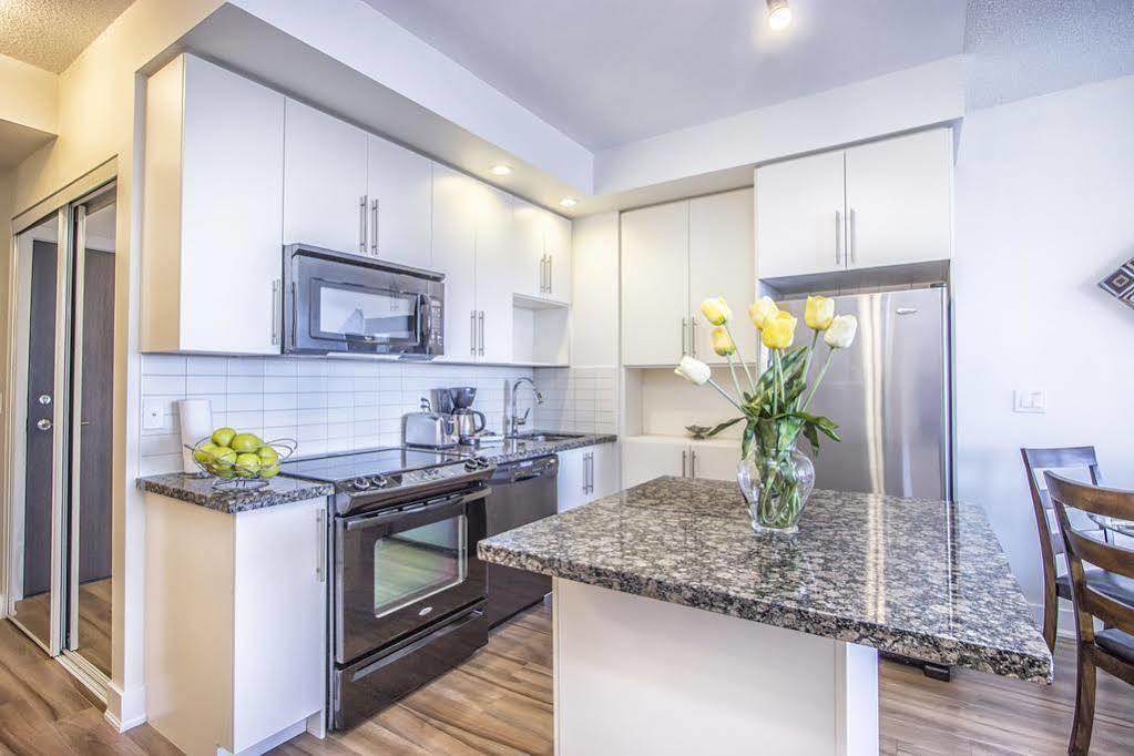 Maryam Suites James Cooper Mansion 4* Toronto