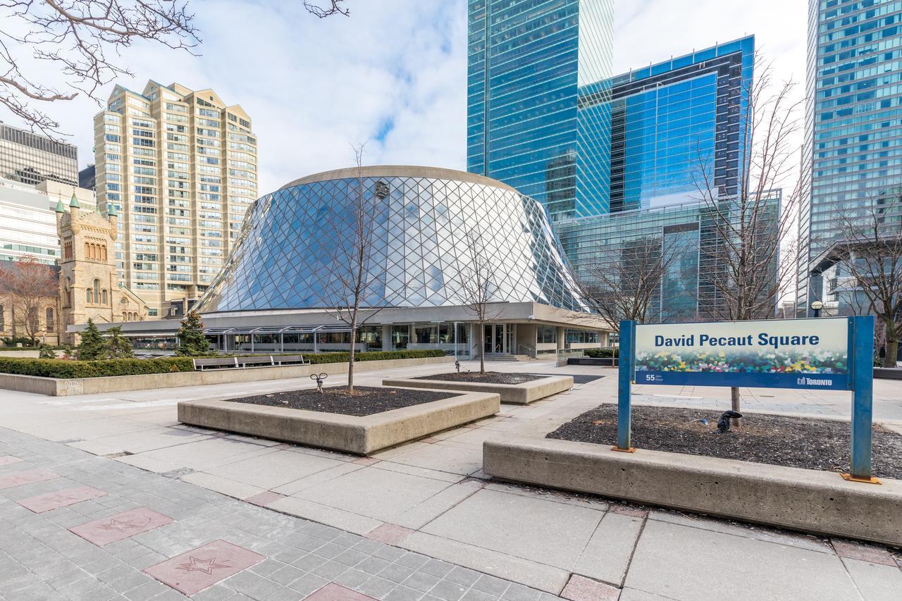 Cloud 9 In Downtown Toronto