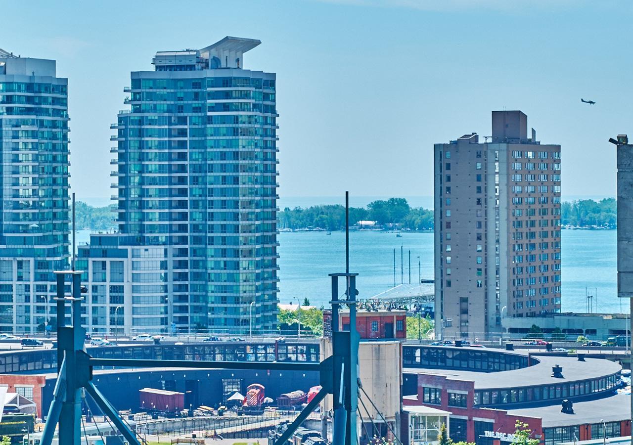 Apartment Diamond Toronto