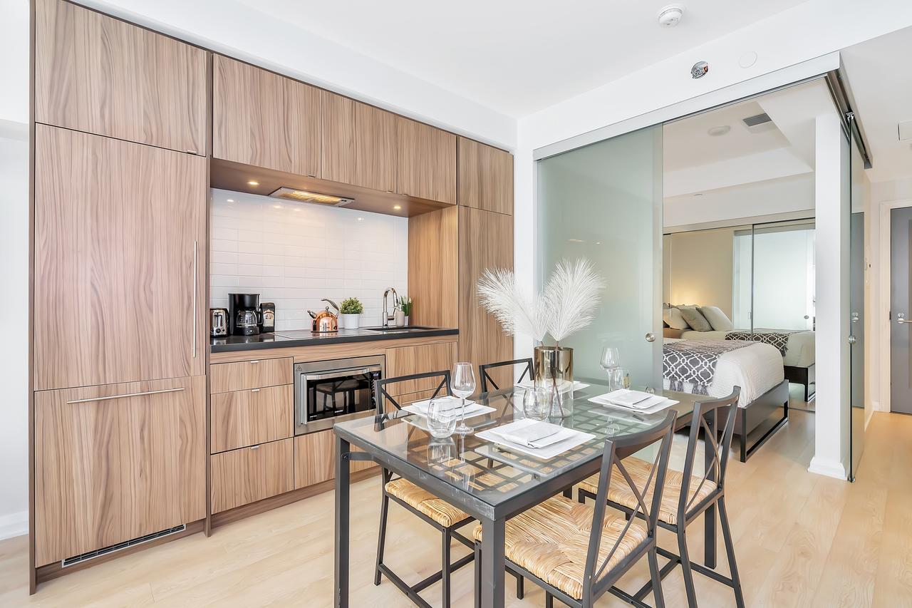 Apartment Classic & Trendy Yorkville Toronto