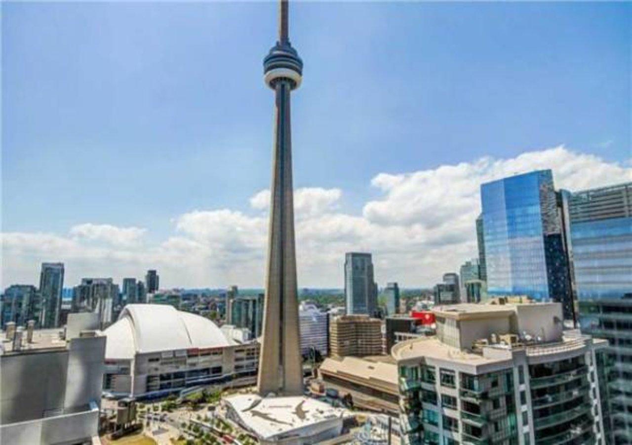 Eg Suites - York St Condos Cn Tower