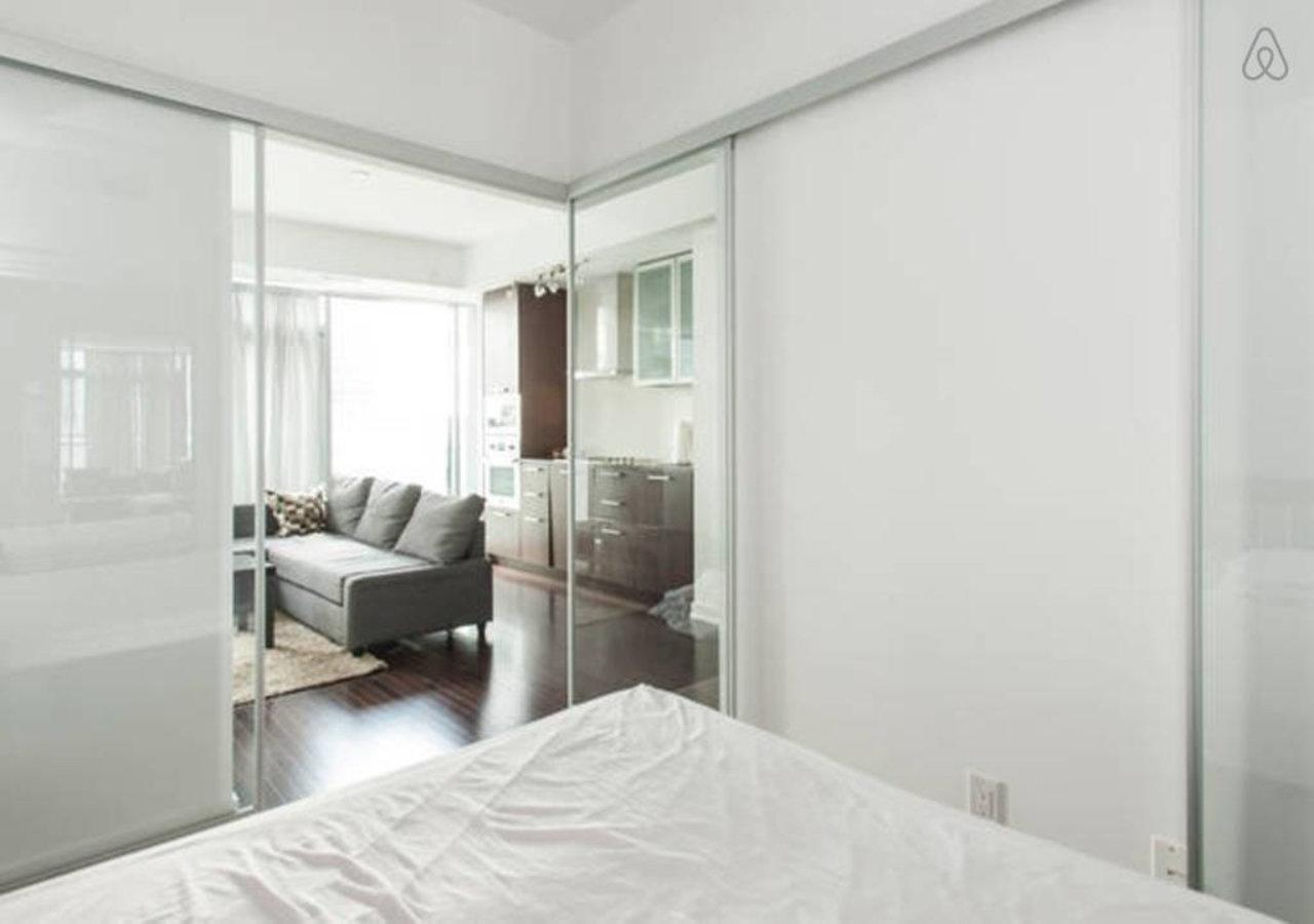 Apartment Eg Suites - York St Condos Cn Tower *