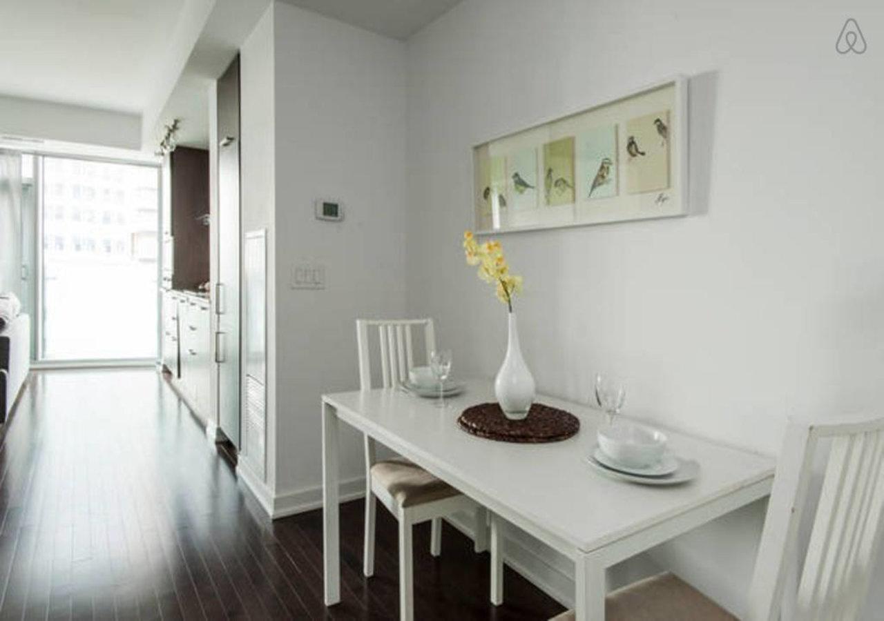 Apartment Eg Suites - York St Condos Cn Tower *