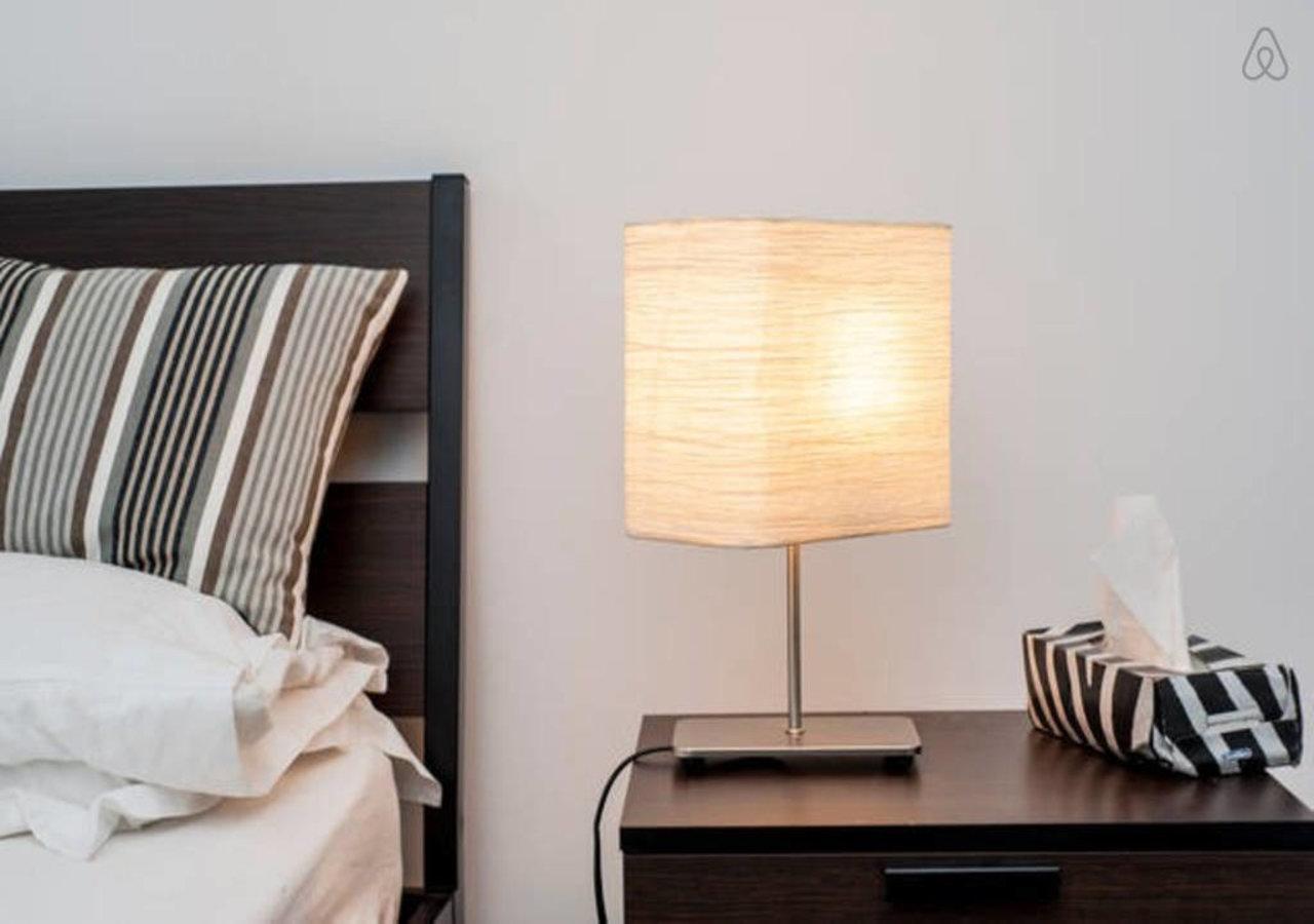 Eg Suites - York St Condos Cn Tower Toronto
