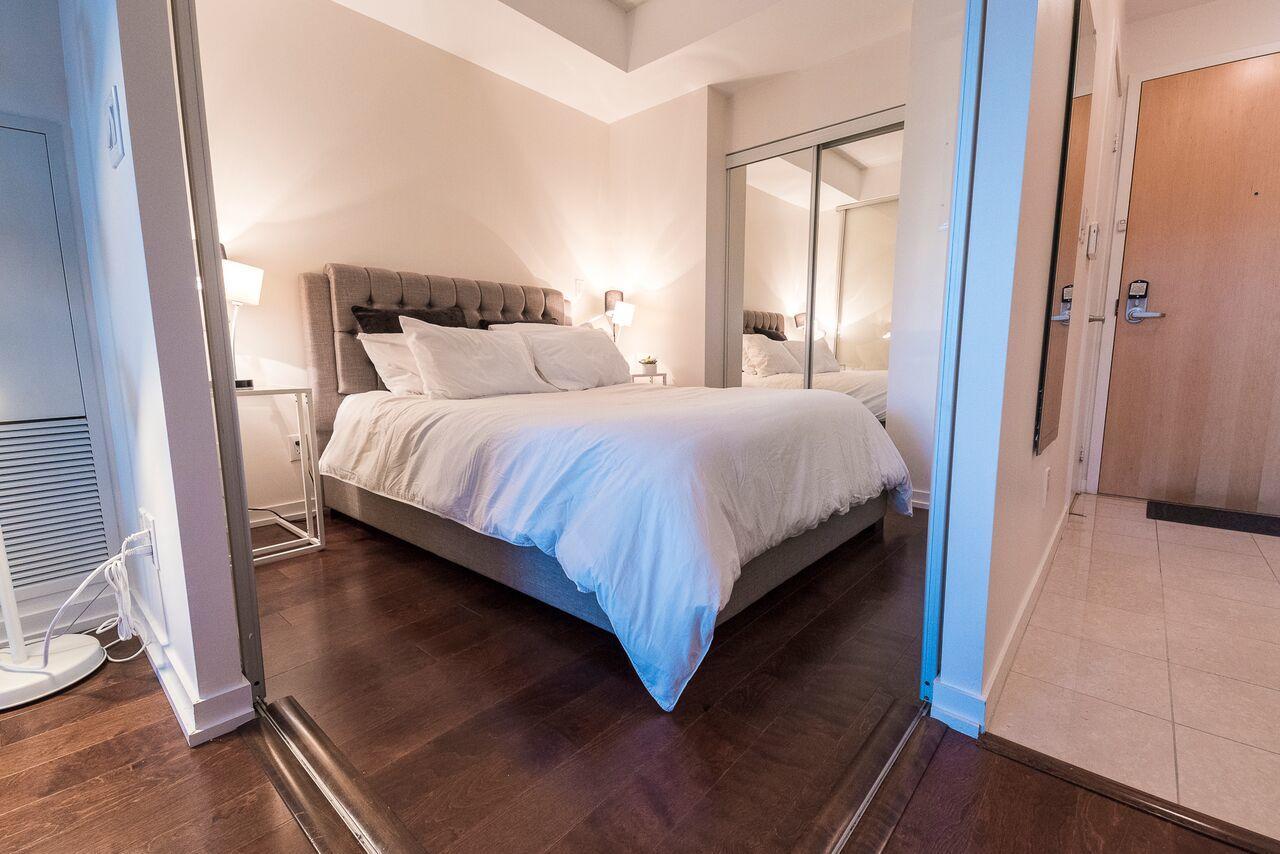 Noel Suites Air Canada Centre *