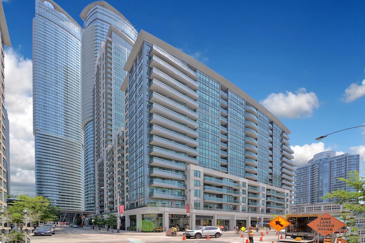 Napa Furnished At Cn Tower & Maple Leaf Square