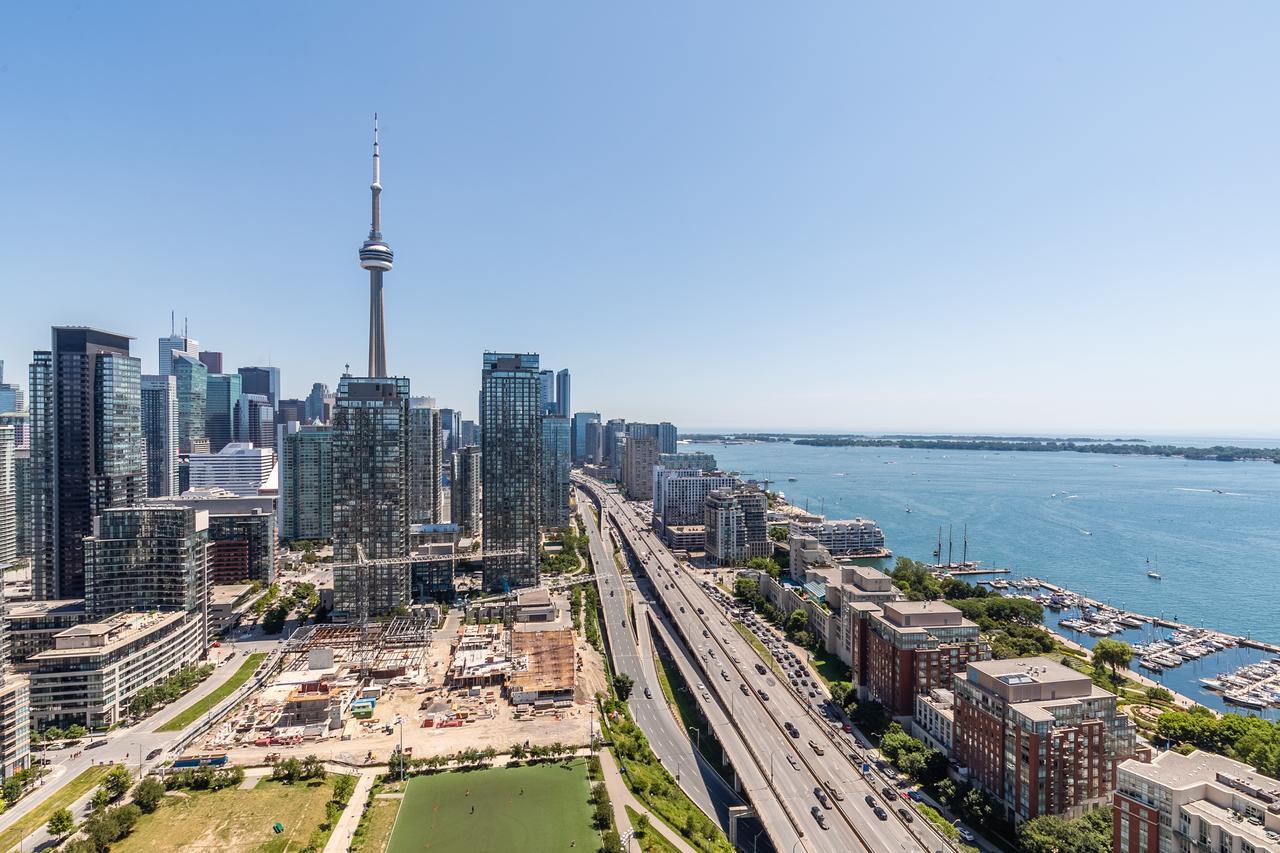 Apartment Simply Comfort. Amazing Downtown Toronto