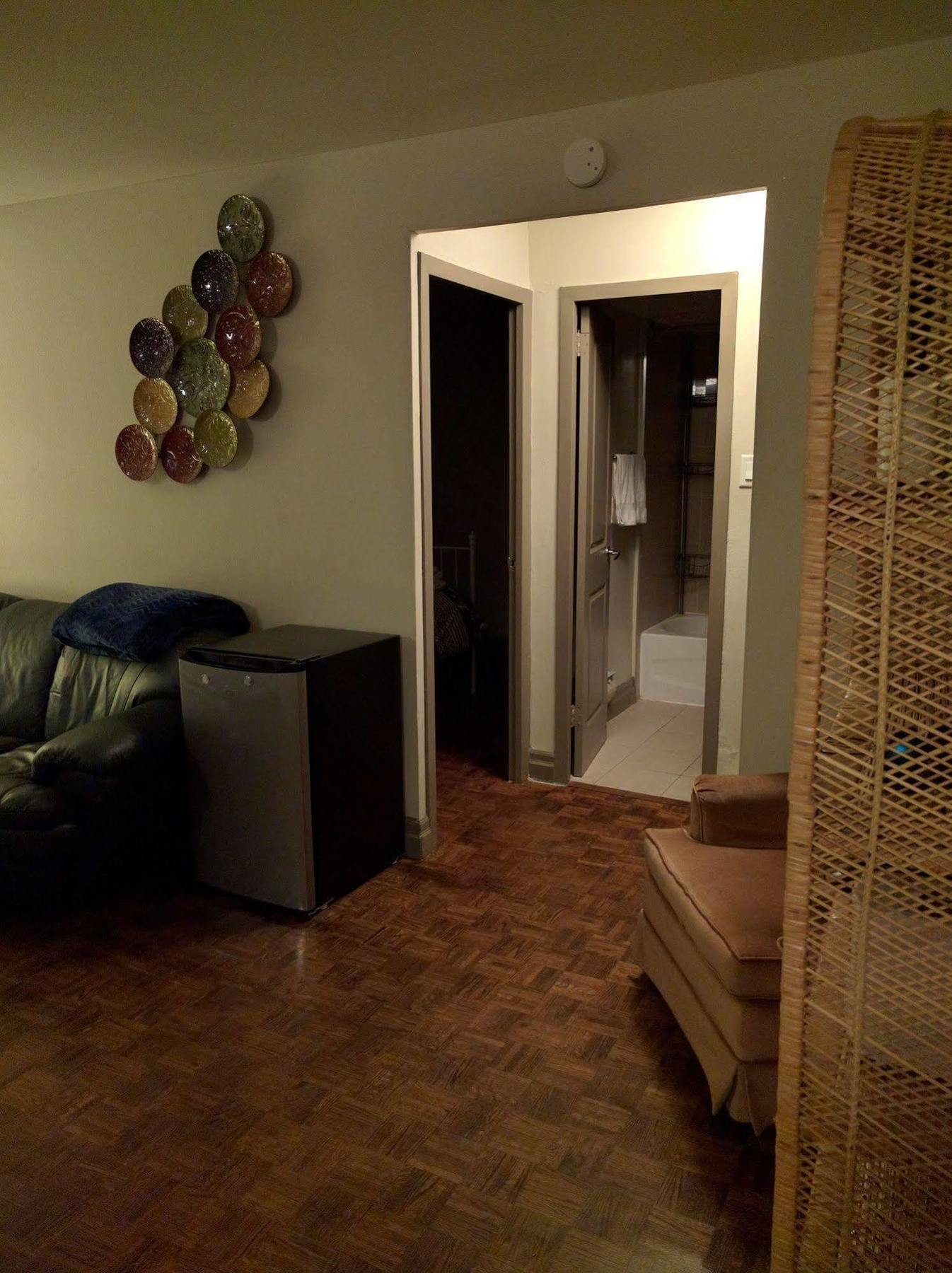 Apartment Yonge And Wellesley
