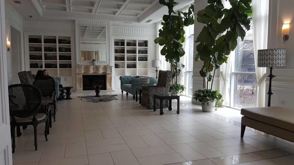 Kashaneh - 25 Greenview Hotel Toronto