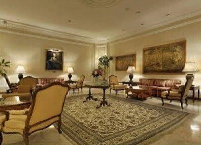 Hotel Sutton Place 4*