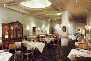 Hotel Sutton Place
