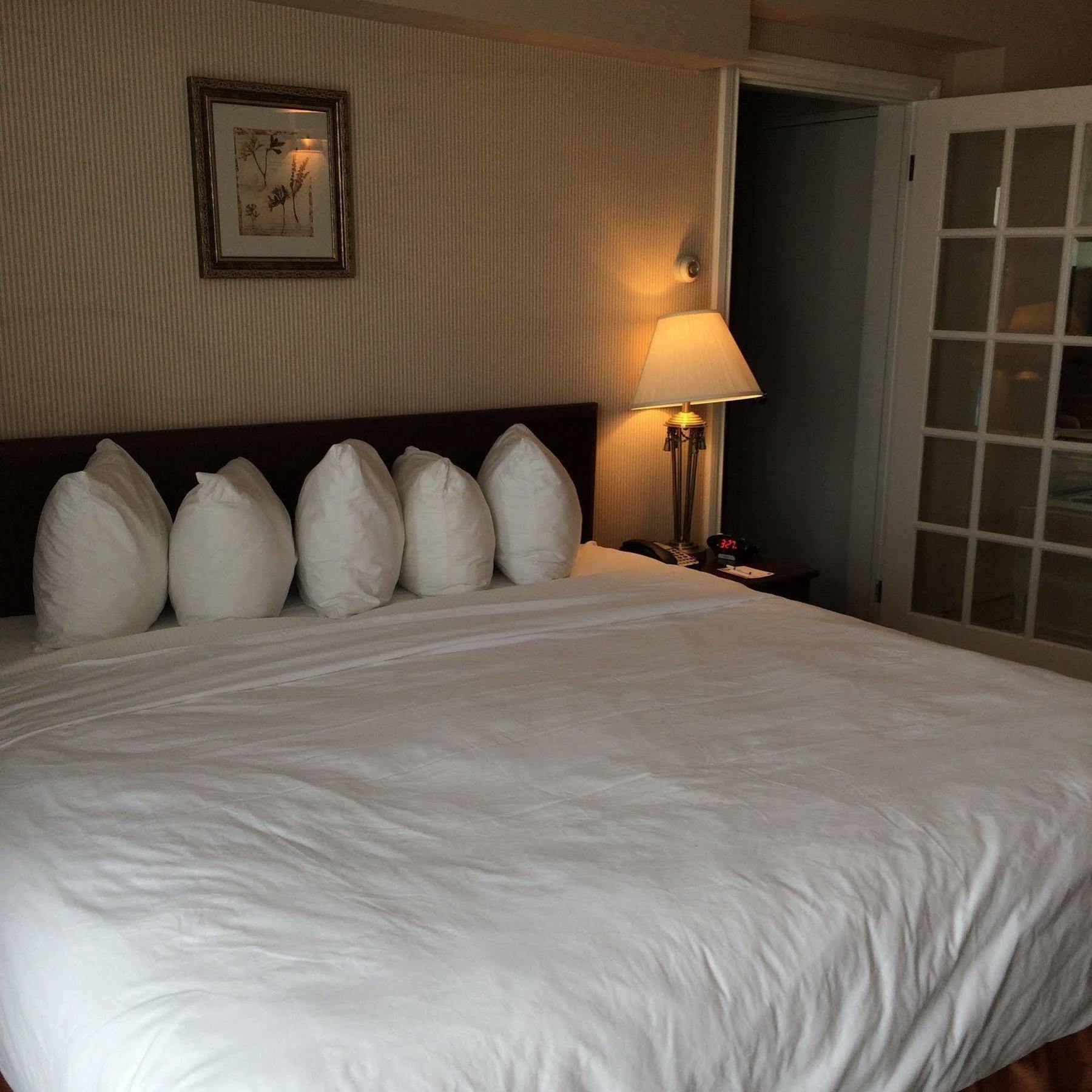 Four Points By Sheraton Airport East 3* Toronto