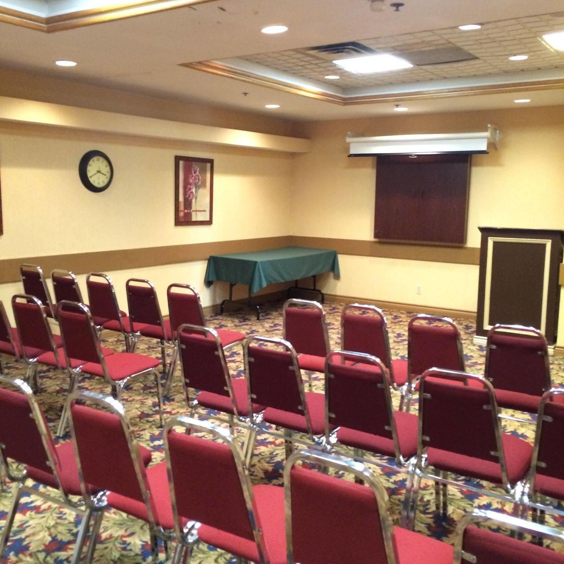 Four Points By Sheraton Airport East Hotel 3*