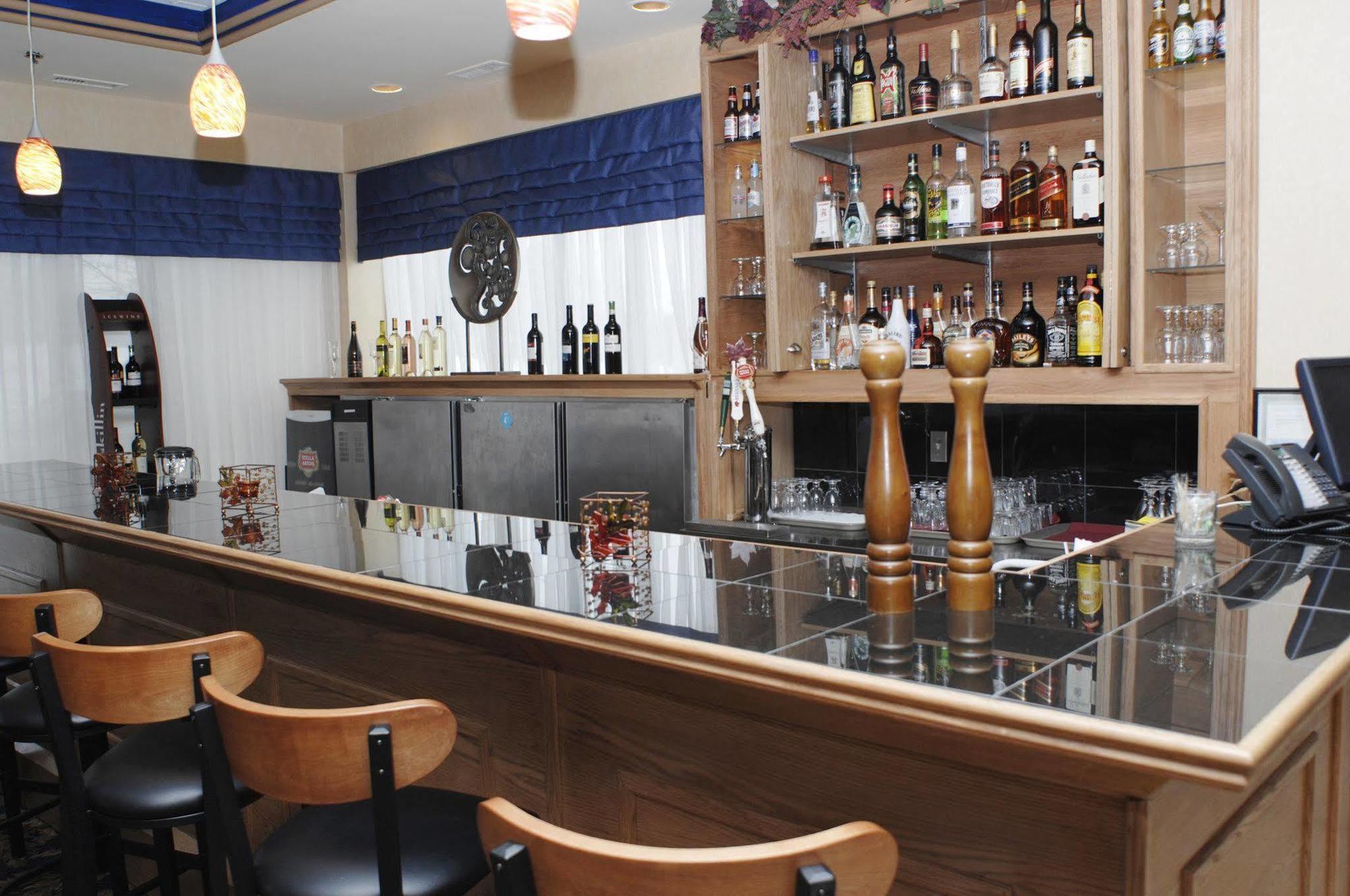 Four Points By Sheraton Airport East