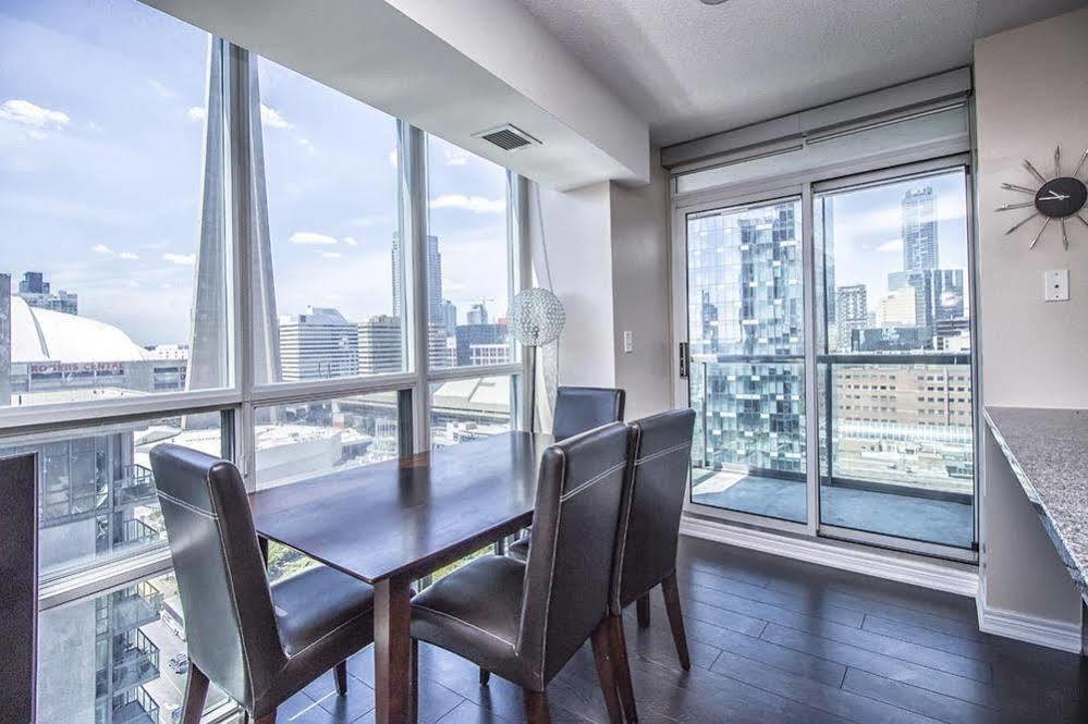 Apartment Napa Furnished At Cn Tower & Maple Leaf Square *