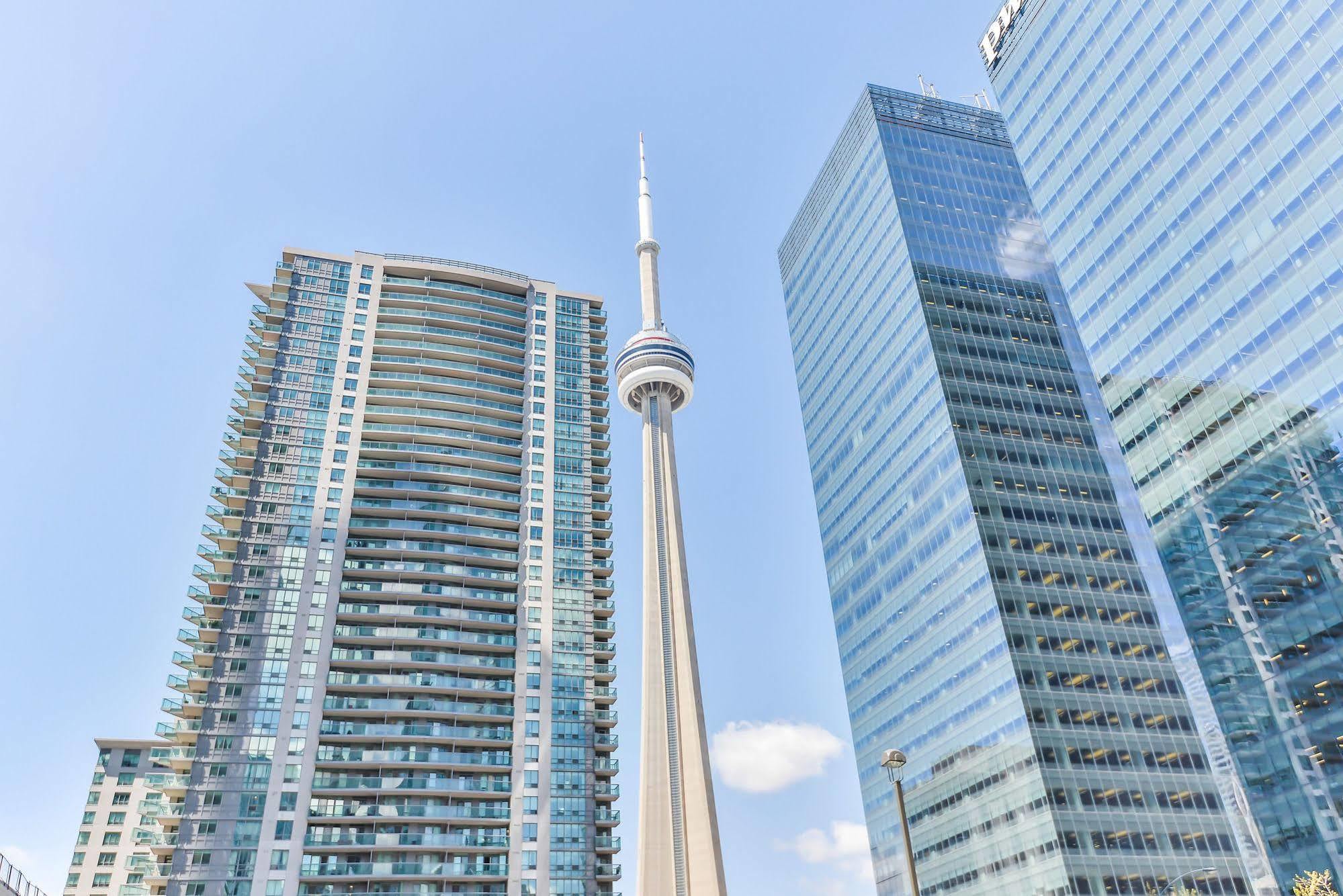 Atlantis Furnished - York Street Toronto