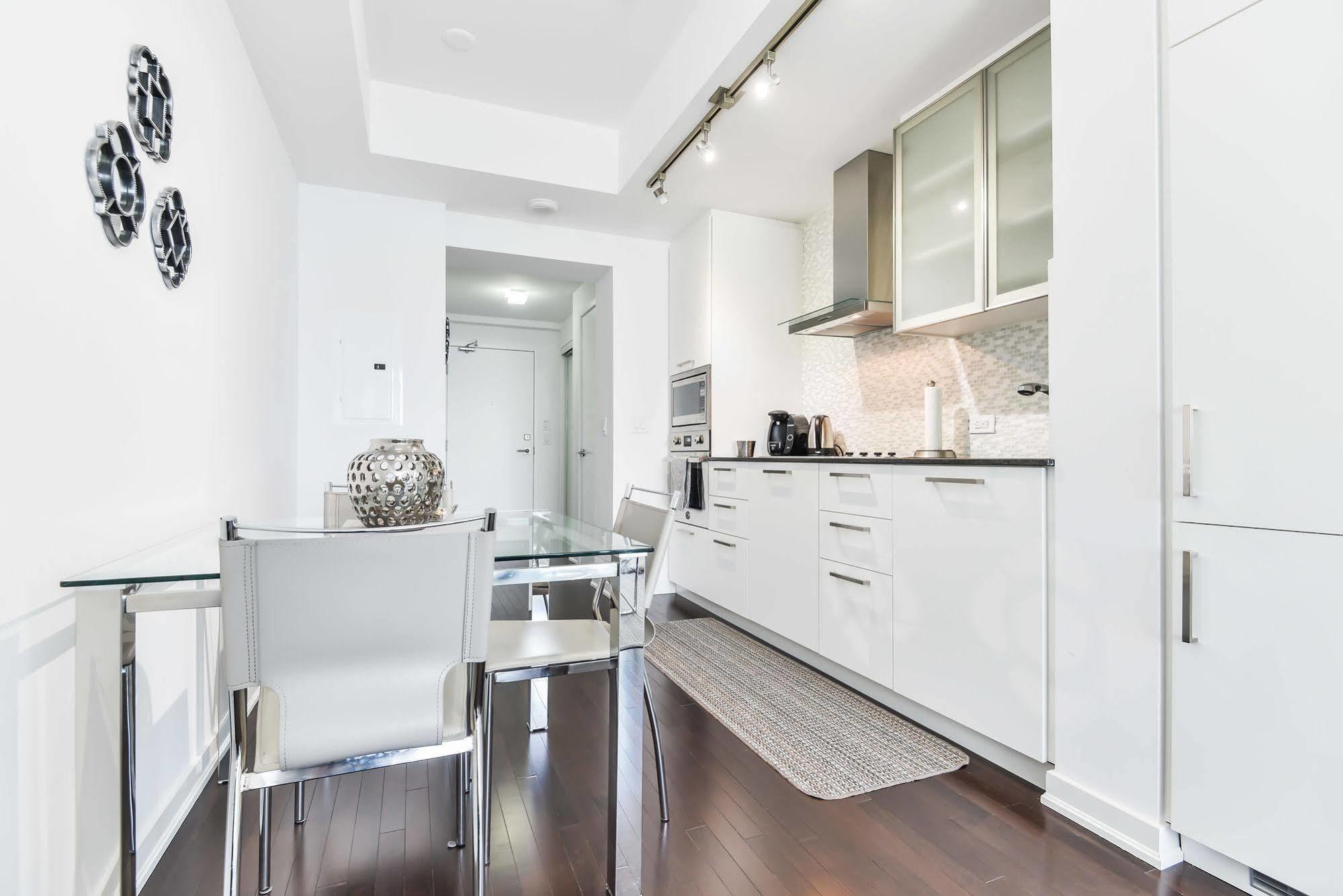 Atlantis Furnished - York Street 4*