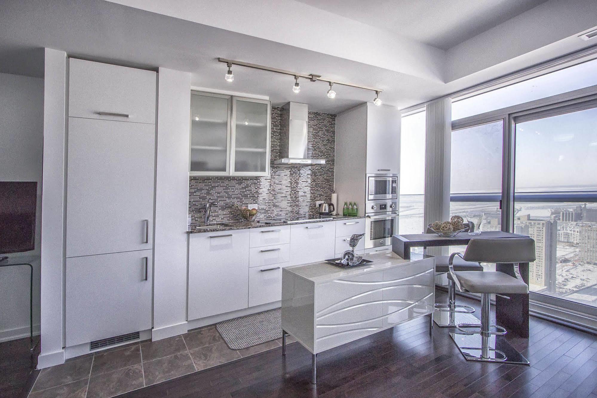 Atlantis Furnished - York Street Hotel