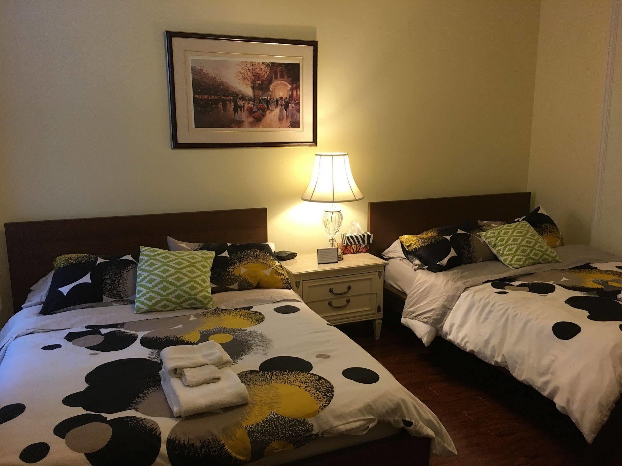 Garden 3* Toronto