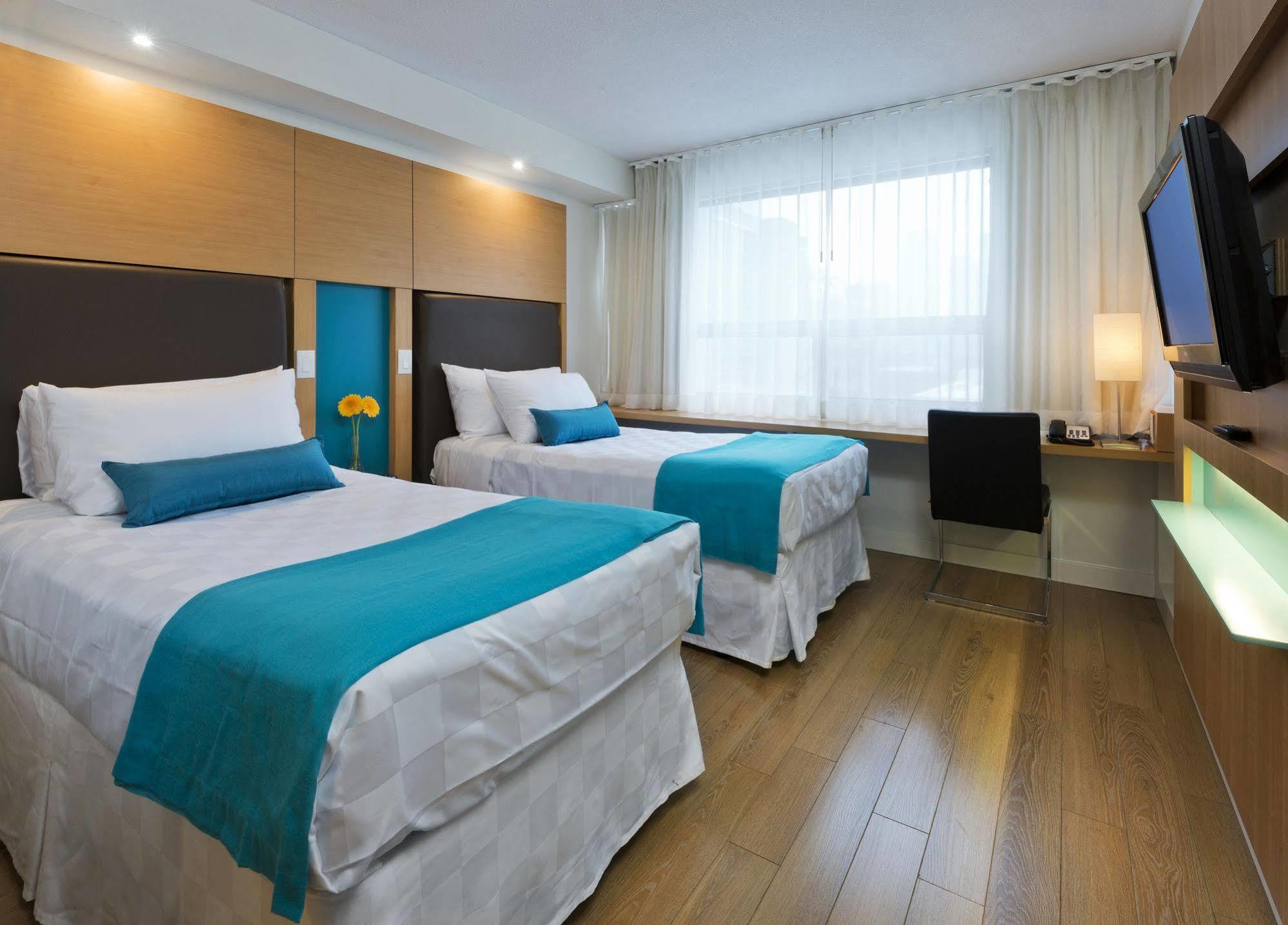 Bond Place 3* Toronto