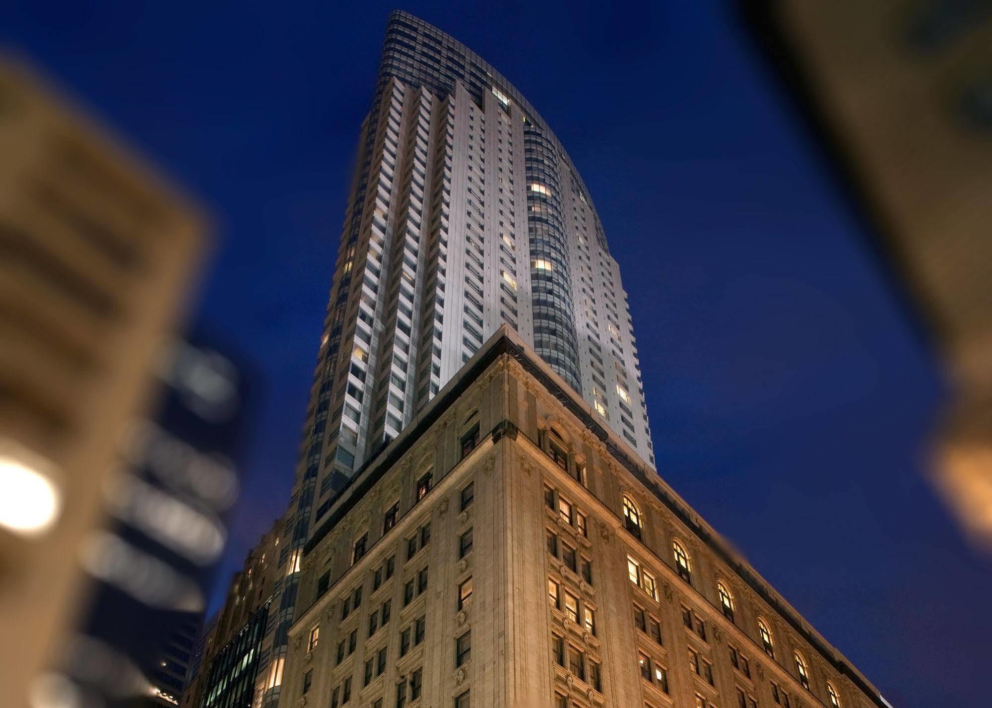 One King West And Hotel 4*