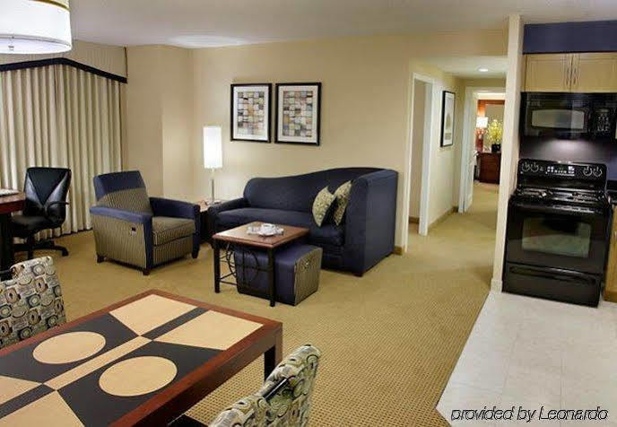 Hotel By Marriott Downtown / Entertainment District
