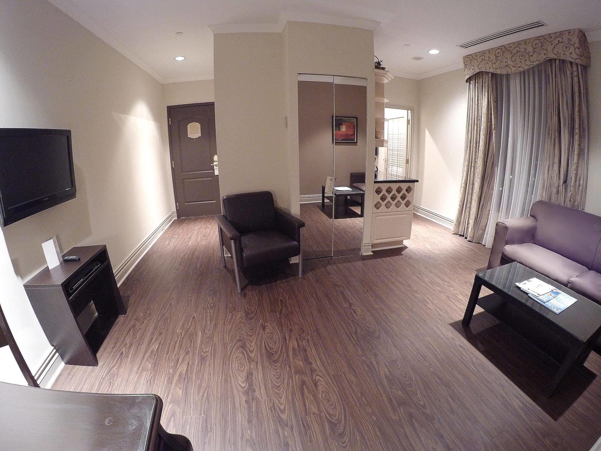 Hotel Grand & 4*