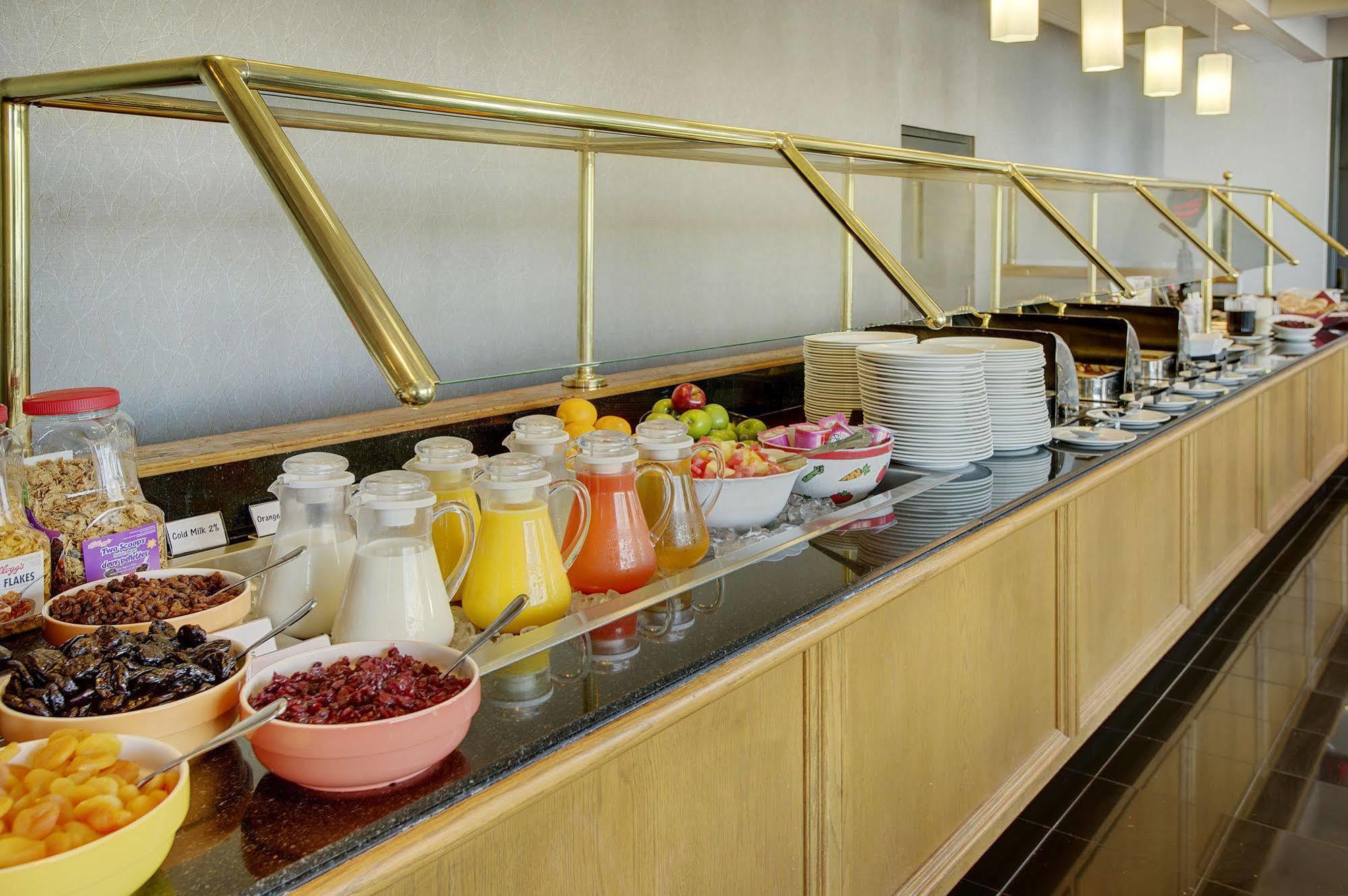 Radisson East 3* Toronto