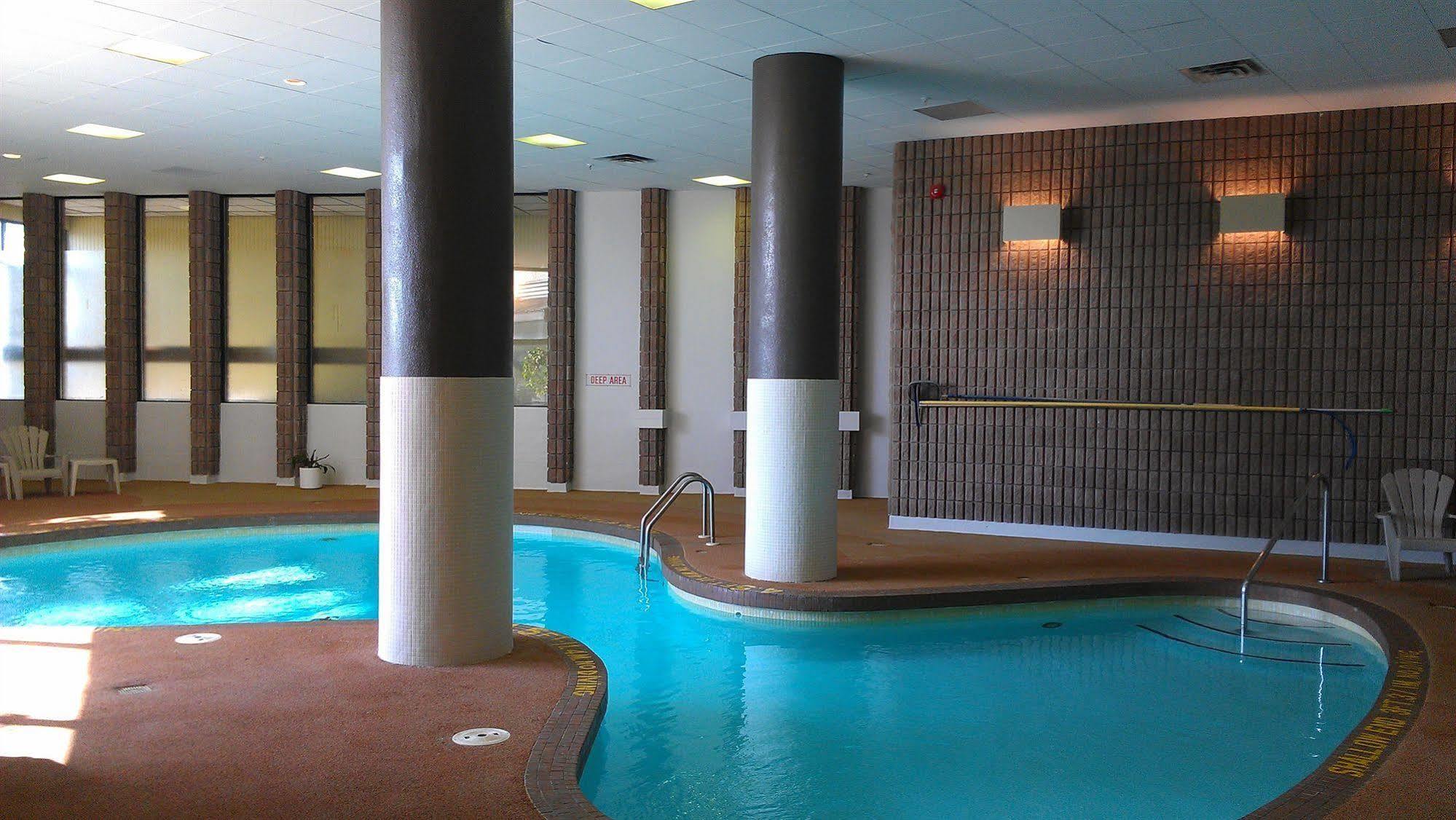 Hotel Radisson East