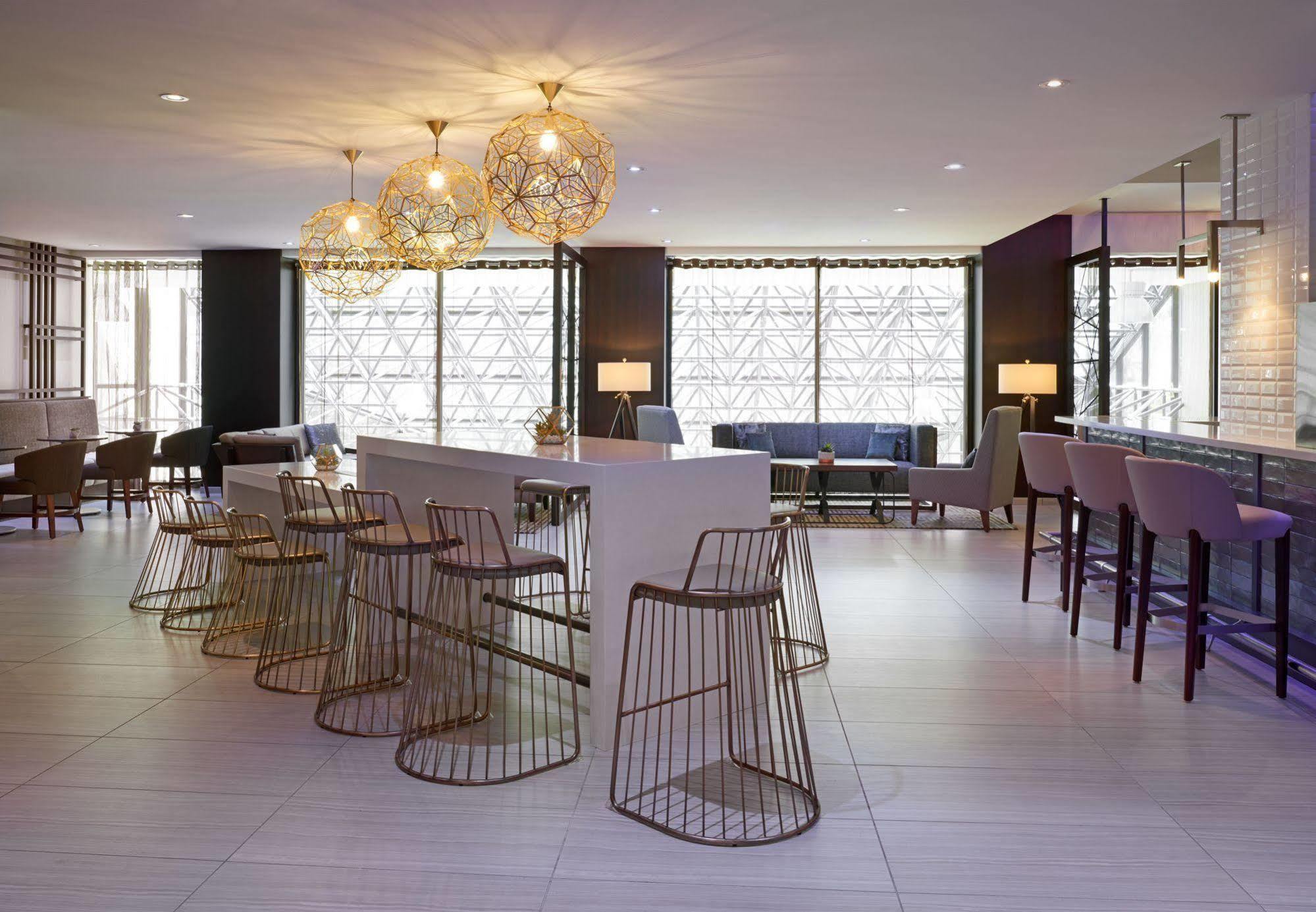 Airport Marriott