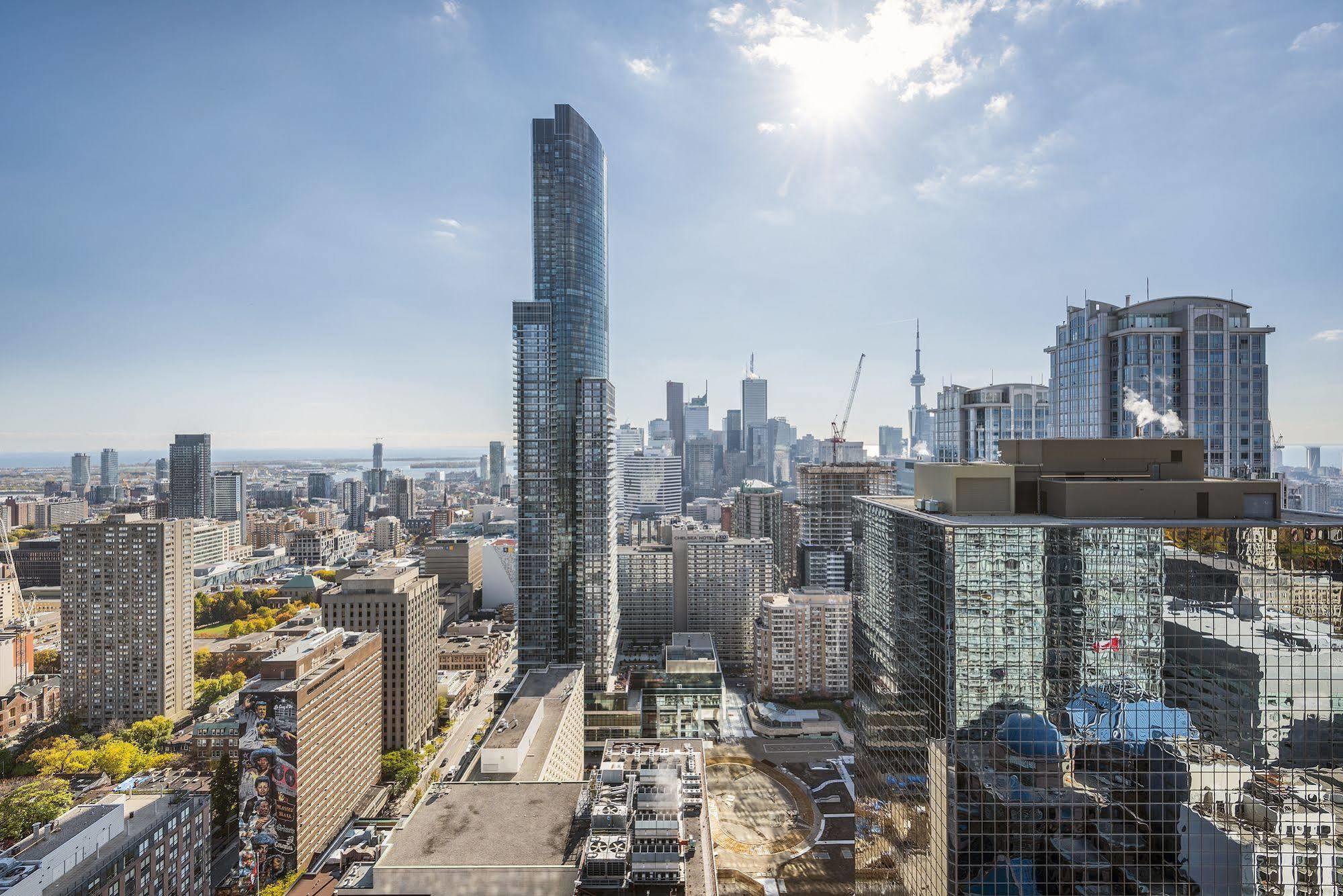 Diamond - Eaton Centre