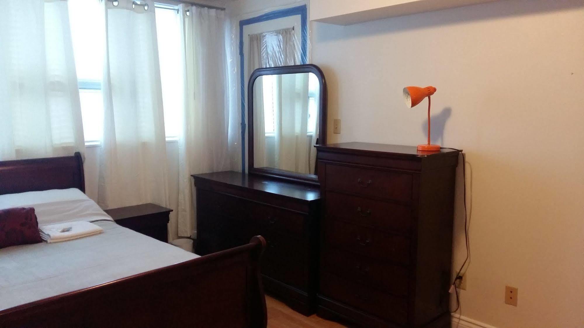 Furnished Living- Pembroke * Toronto