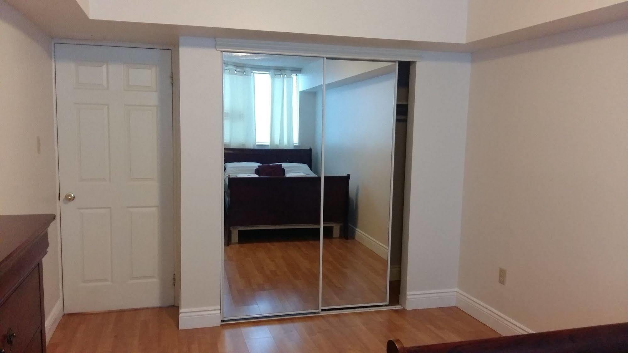 Apartment Furnished Living- Pembroke *