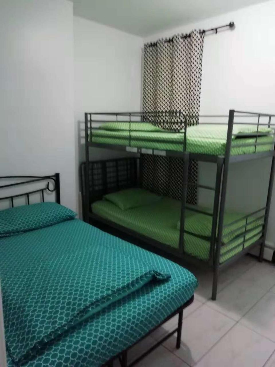 University Apartment Guest house 2*
