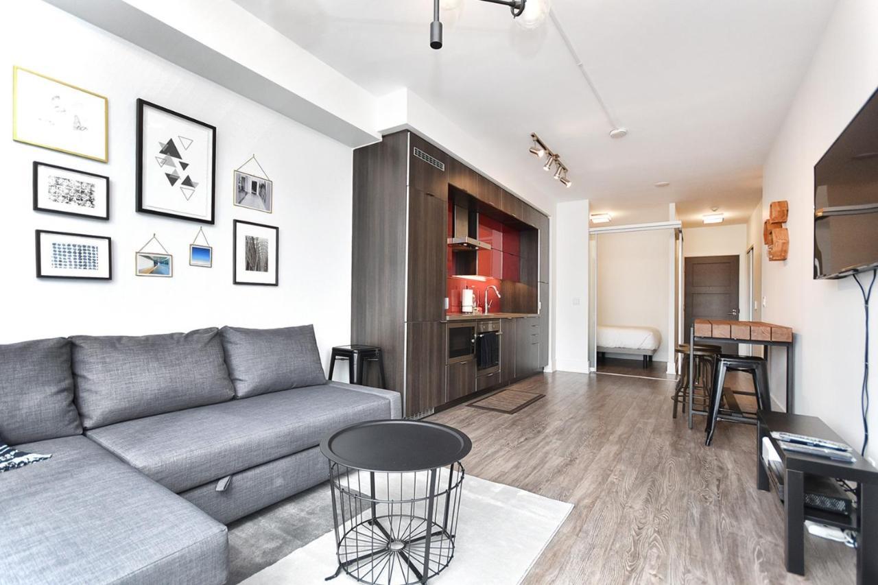 Hotel Applewood - Front Street West 3*