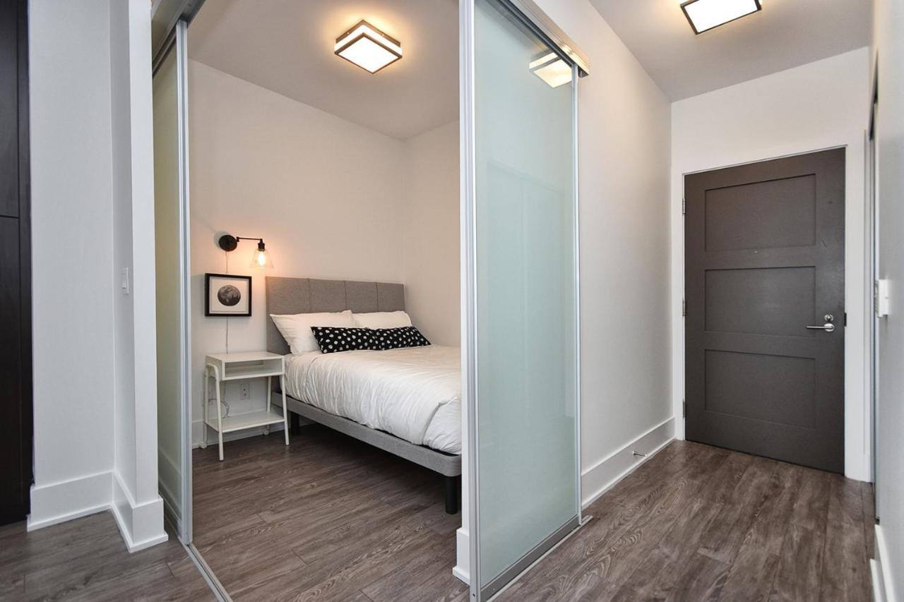 Hotel Applewood - Front Street West Toronto