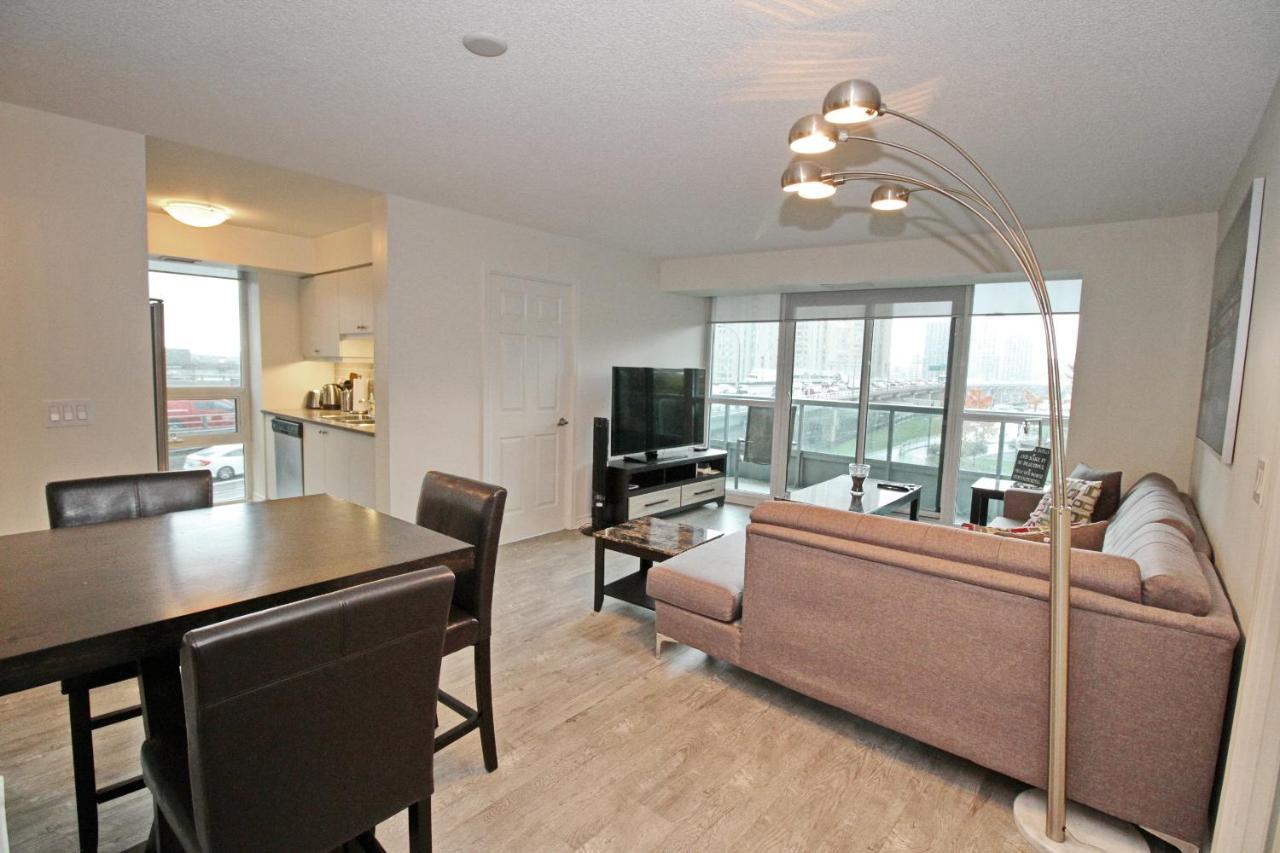 Luxury 3 Bedroom Dt Toronto, On, Canada Toronto