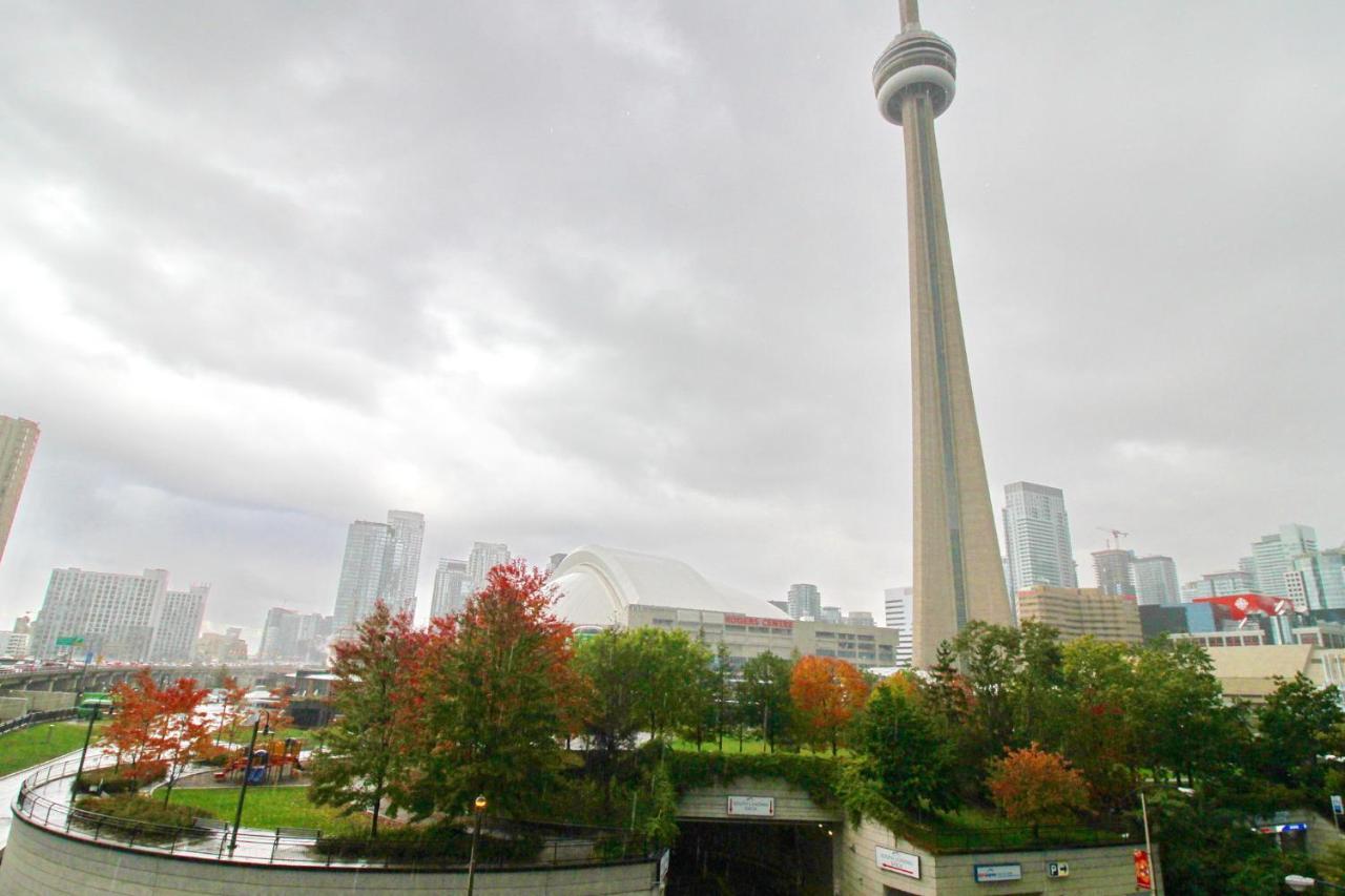 Apartment Luxury 3 Bedroom Dt Toronto, On, Canada Toronto