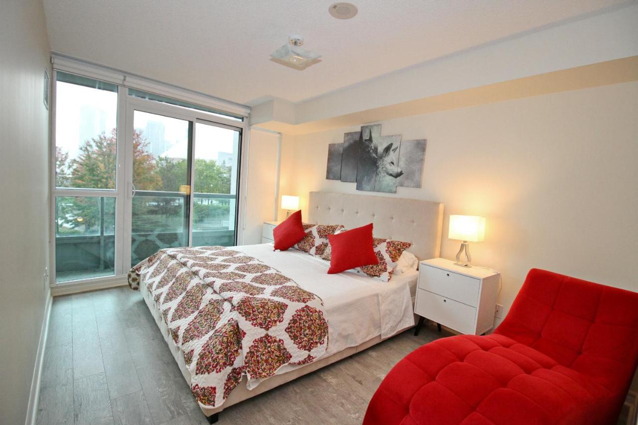 Luxury 3 Bedroom Dt Toronto, On, Canada * Toronto