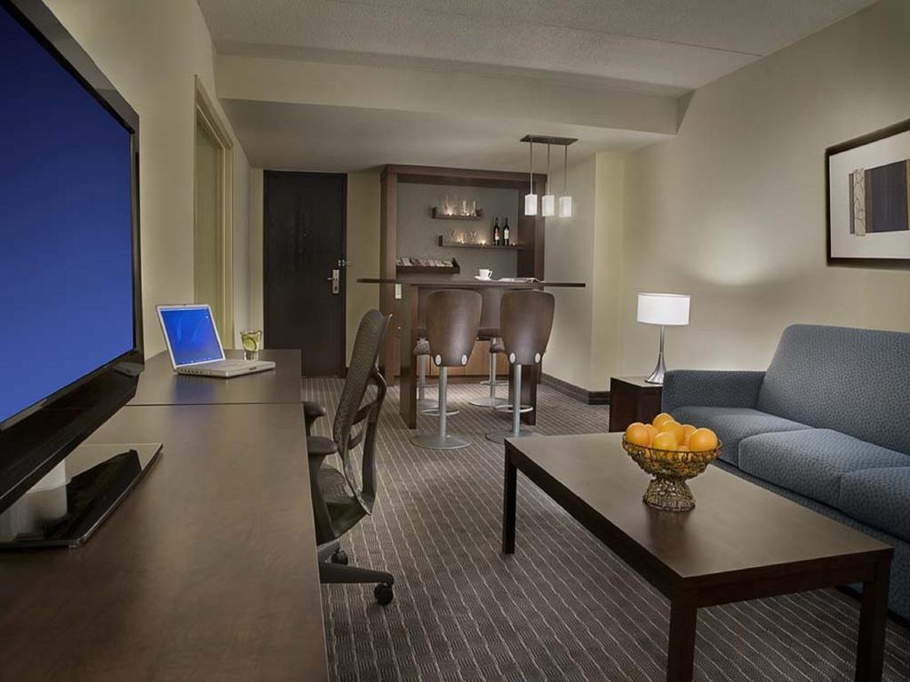 Edward North York 3* Toronto
