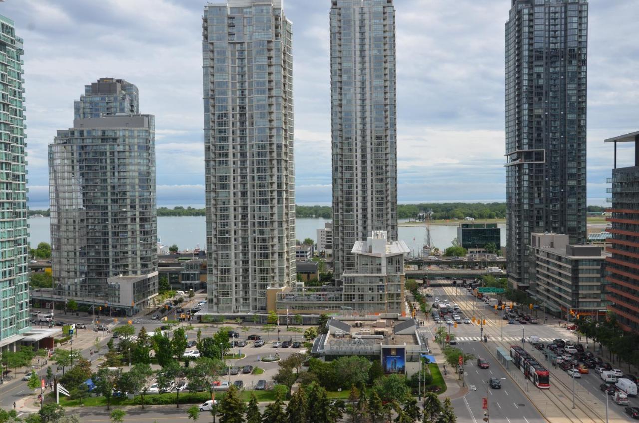 Apartment Skydome Furnished Residences