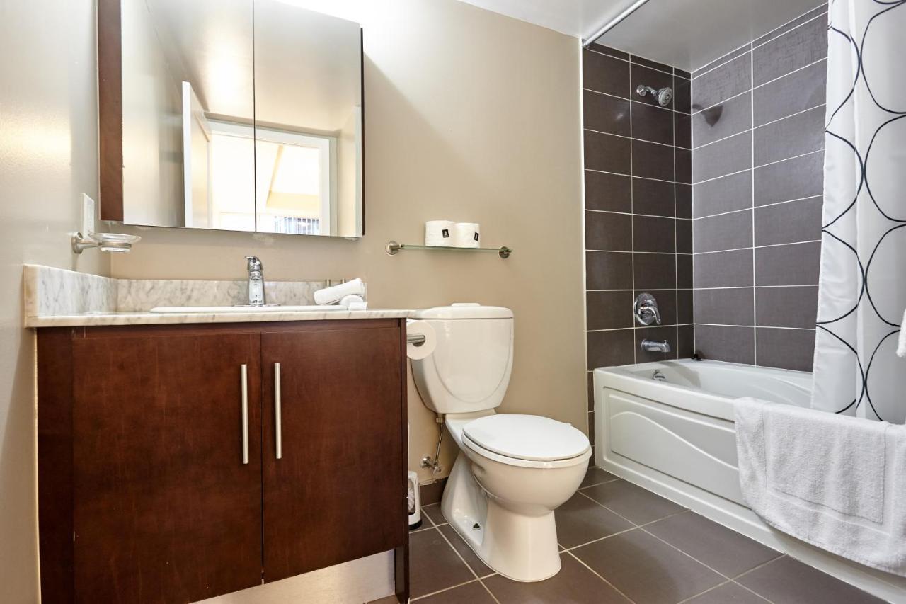 Atlas Suites Furnished Apartments- Rogers Center, Downtown Apartment Toronto