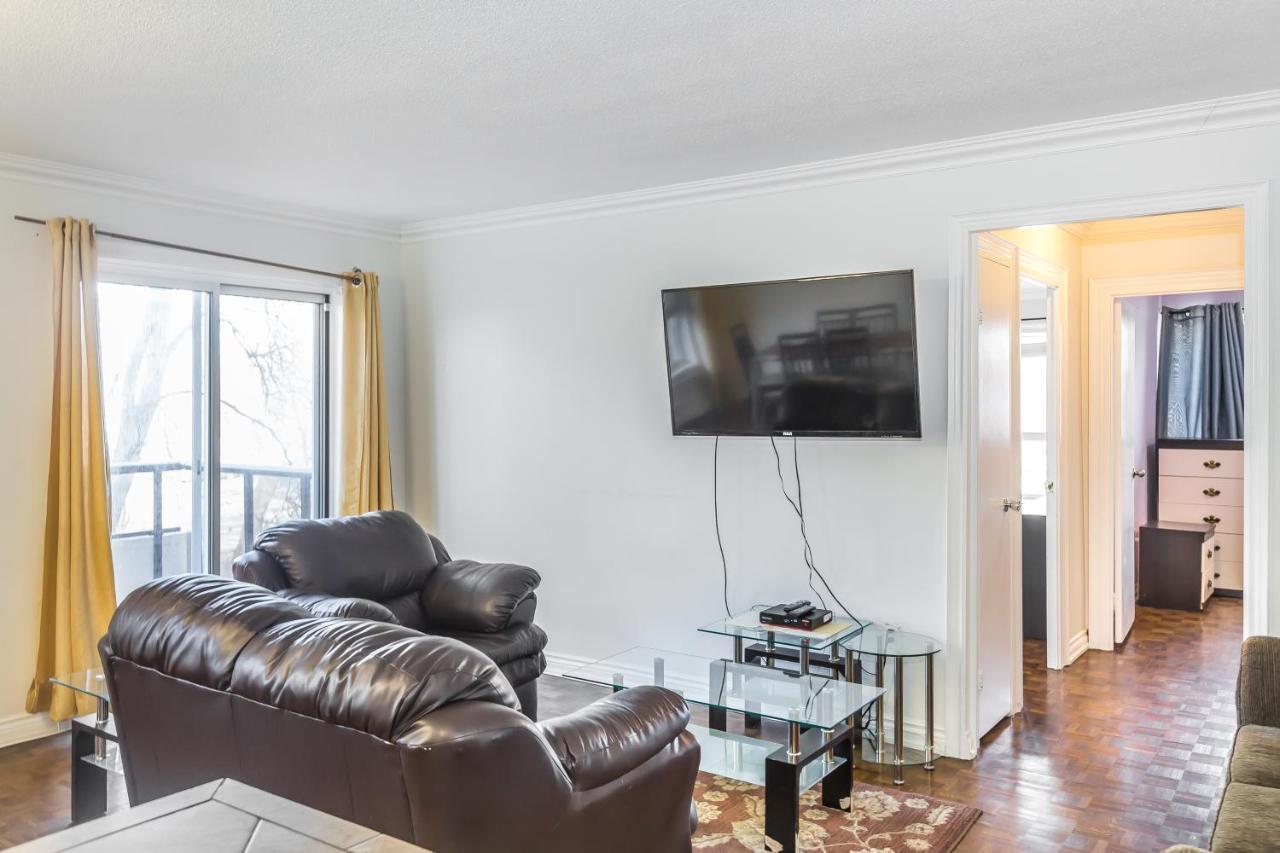 Apartment Furnished Living- Scarborough *