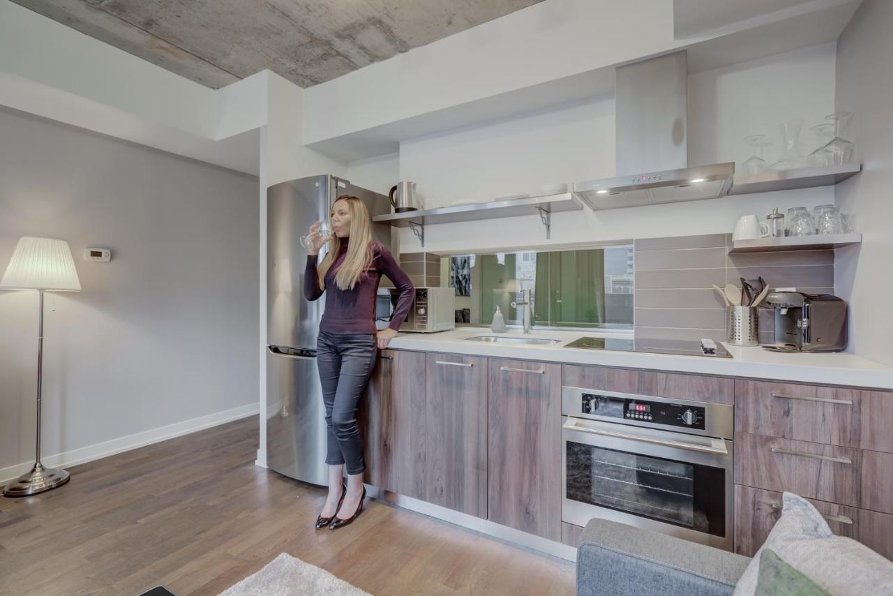 Noel Suites - Fashion District Apartment *