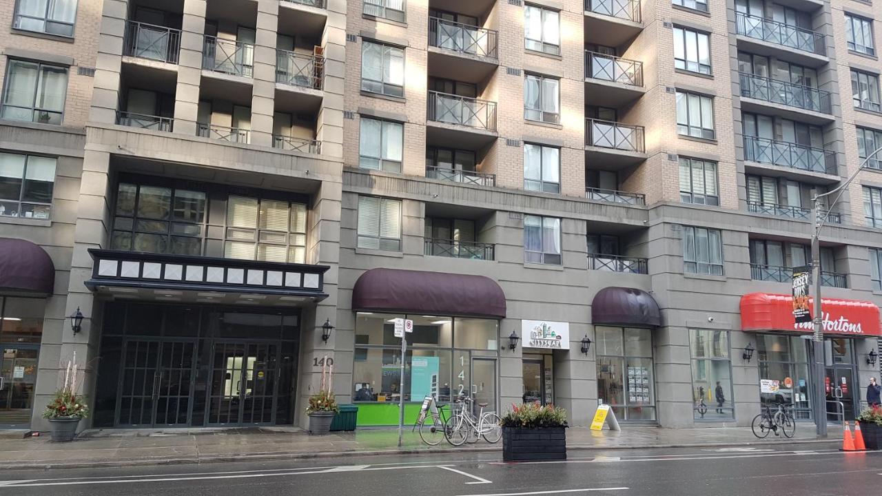 Luxury Accommodations - University Plaza Apartment *