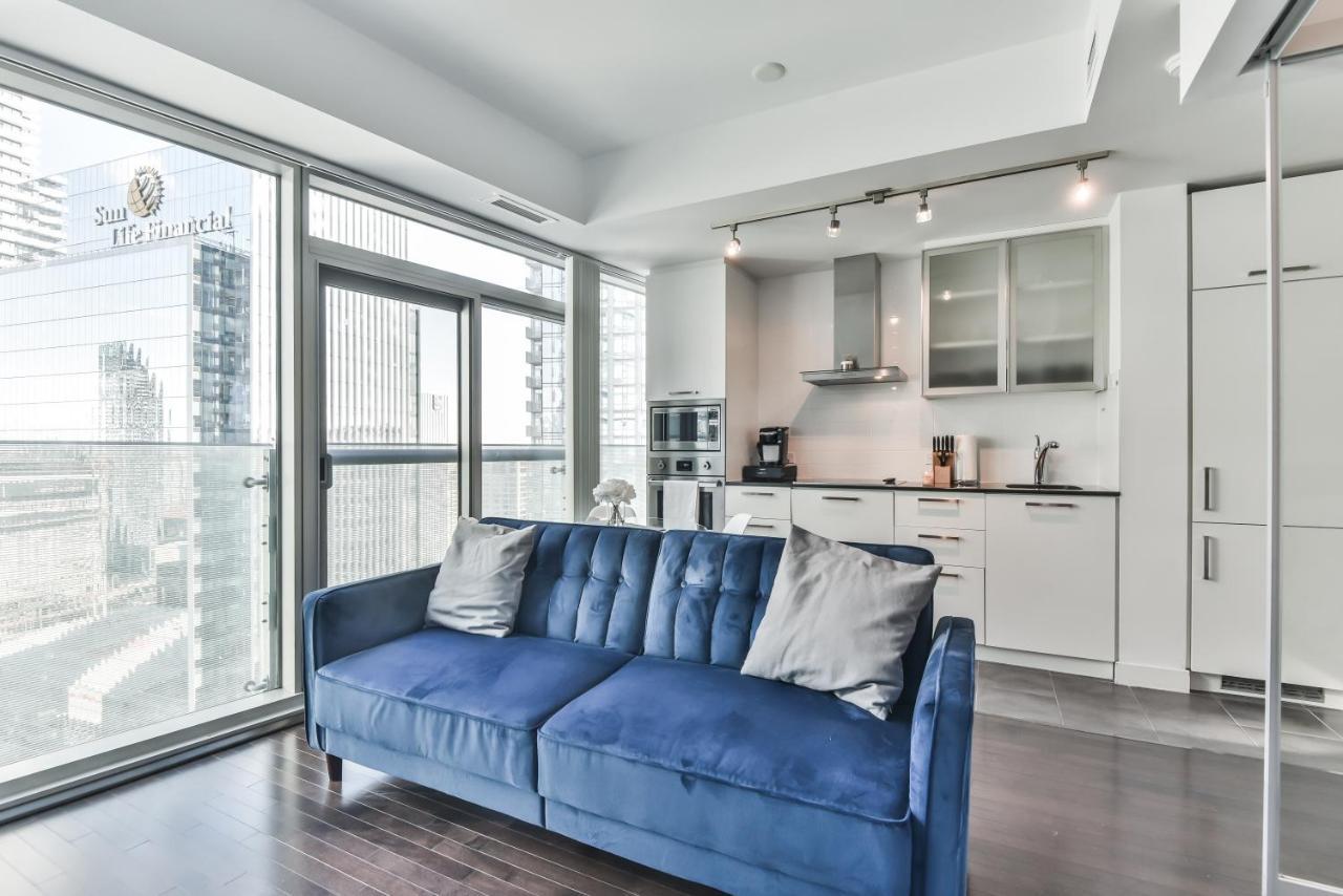 Condo Downtown, Cn Tower, Financial District * Toronto