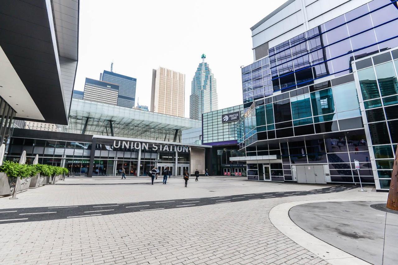 Condo Downtown, Cn Tower, Financial District Apartment *