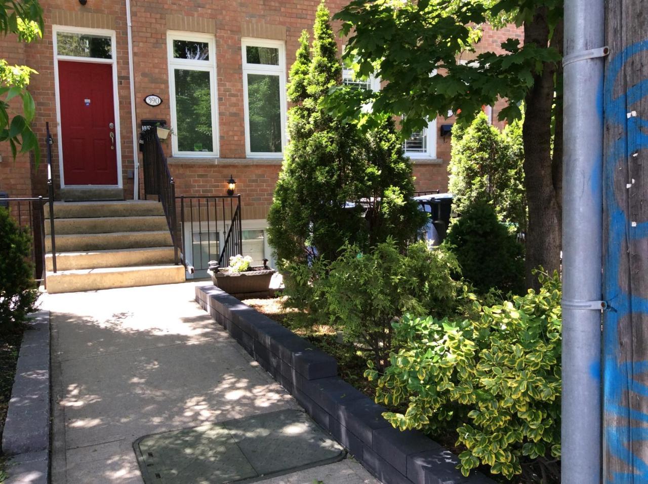Bed & Breakfast Clinton And Bloor By Elevate